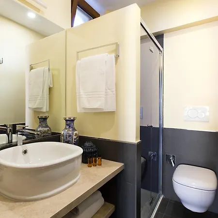 Experience Collection By Romac - Margana Palace Apartament