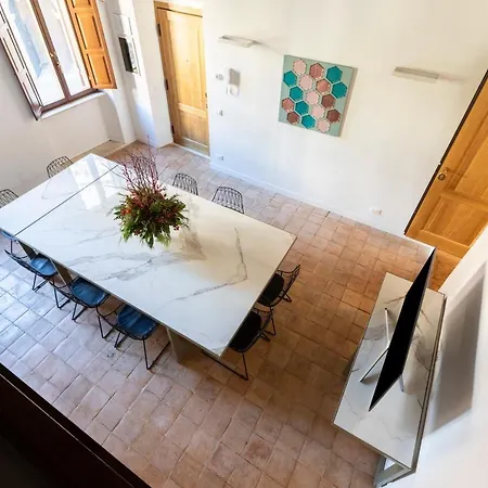 Experience Collection By Romac - Margana Palace Apartament