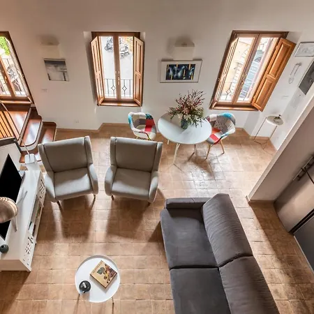 Experience Collection By Romac - Margana Palace Apartment
