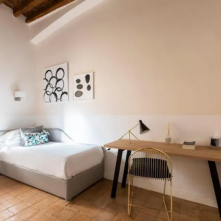 Experience Collection By Romac - Margana Palace Apartment